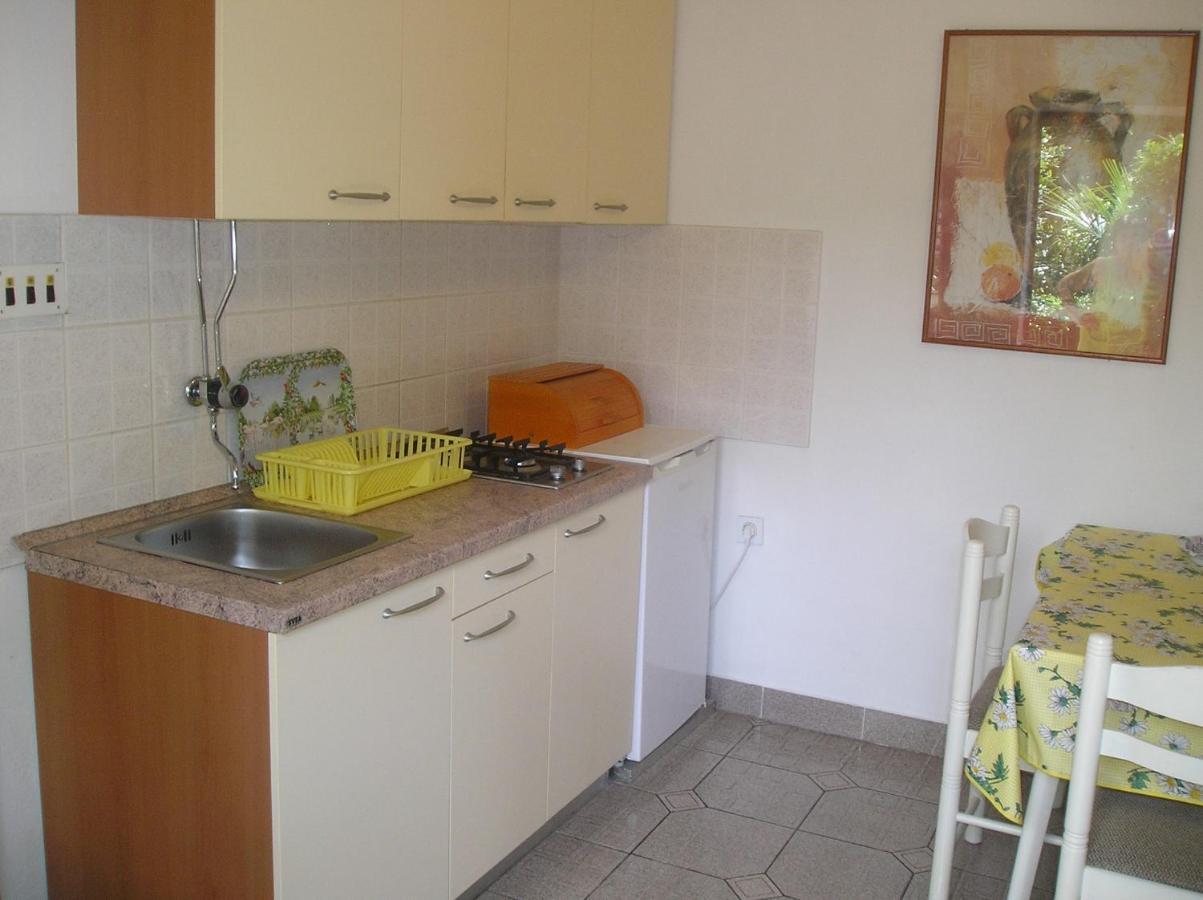 Family Apartments Ankica Crikvenica Exterior photo